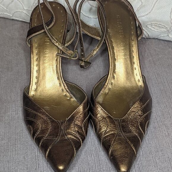 Gianni Bini Shoes - Gianni Binni copper heel sz. 6.5